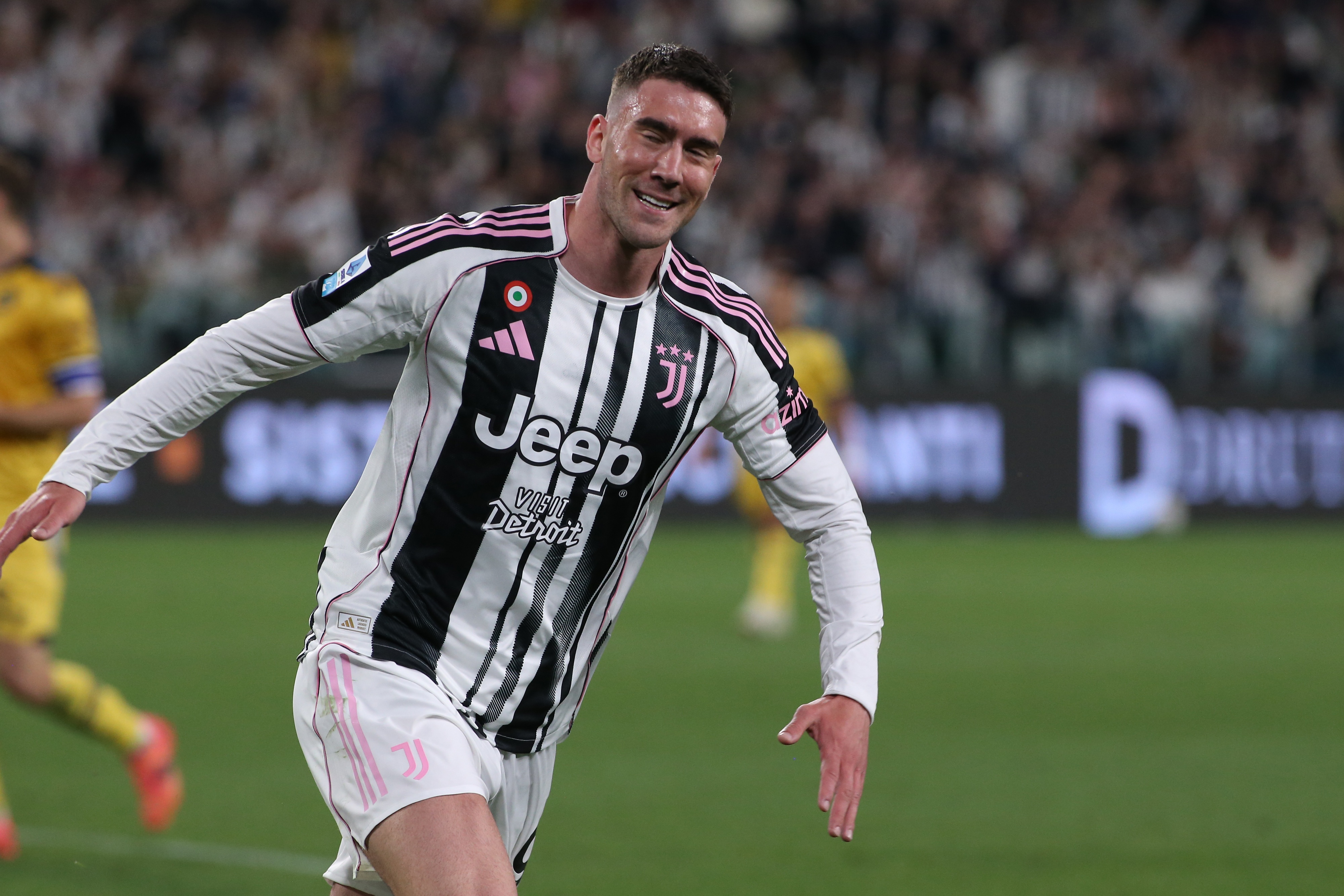 kaiyun-意天空：DV9转会没进展，1200万欧年薪难接盘&amp;除非有沙特球队介入