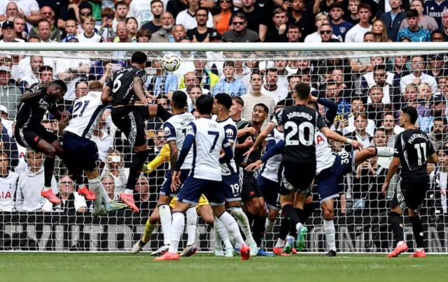 定位球之王统治北伦敦！枪手残阵无碍德比客场三杀